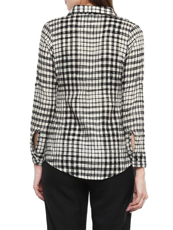 v-neck checkered top - 13710310 - Standard Image - 2
