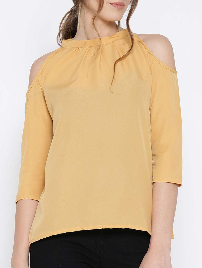 cold sleeved pleated top