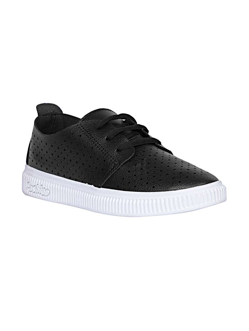 black canvas plimsolls sneakers