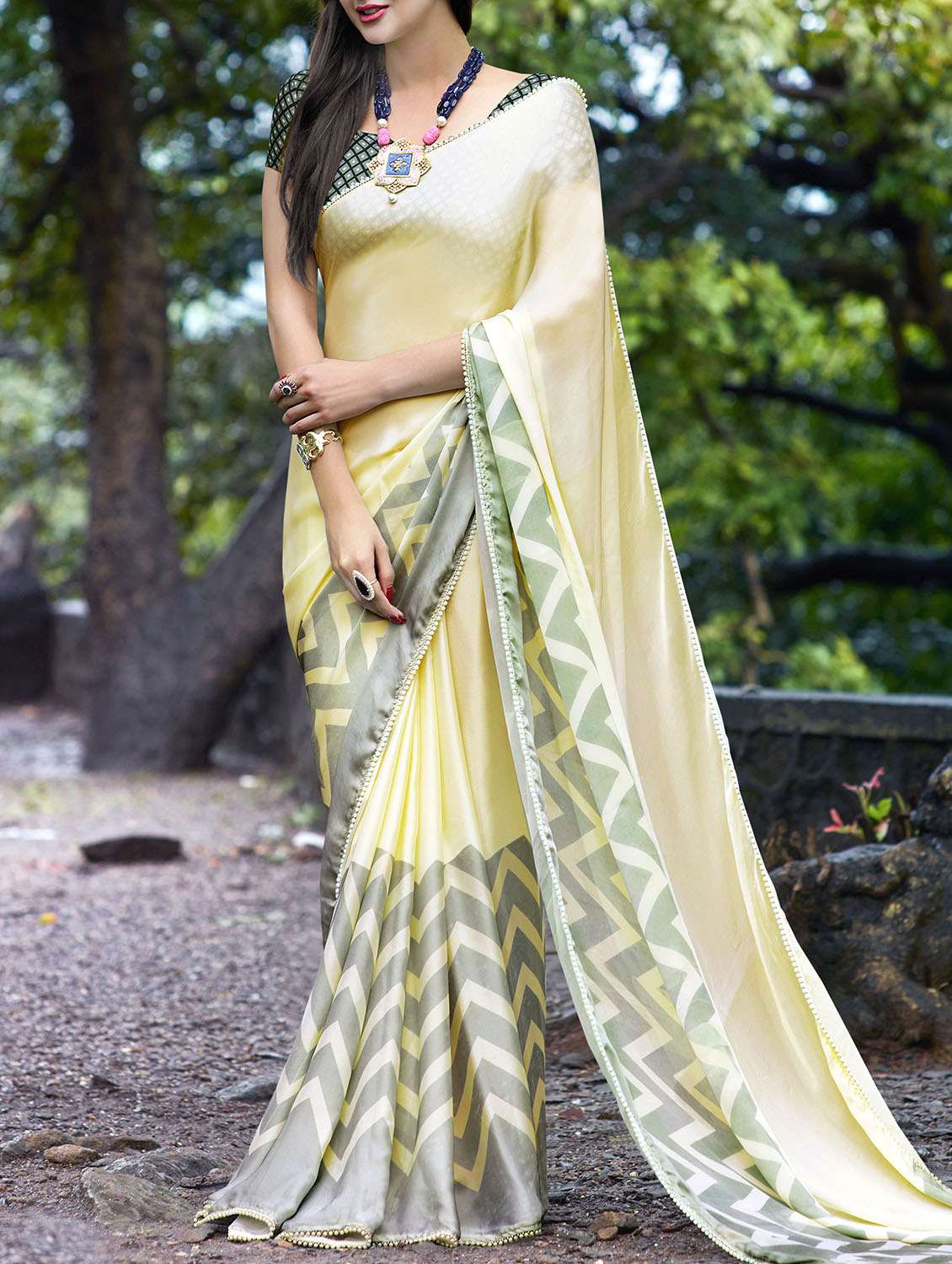 chevron printed saree