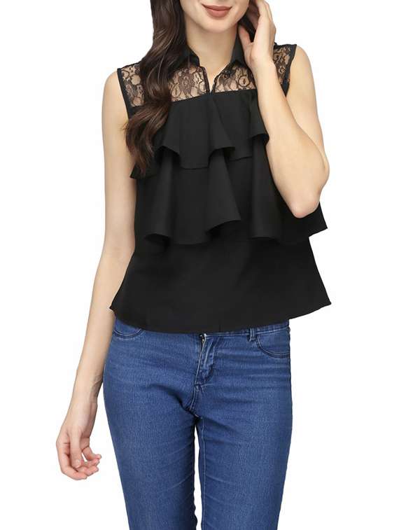 women's ruffle collared top