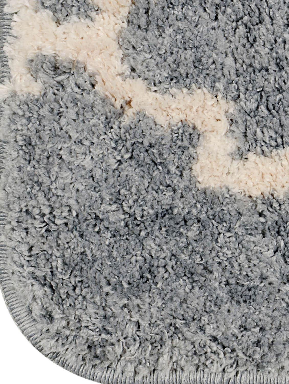 soft anti slip microfiber bathmat - 14049073 - Standard Image - 2