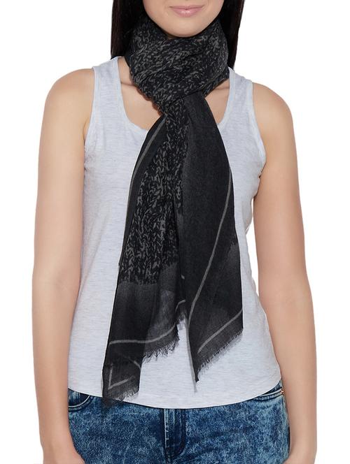 black wool stole - 14126745 -  Standard Image - 0