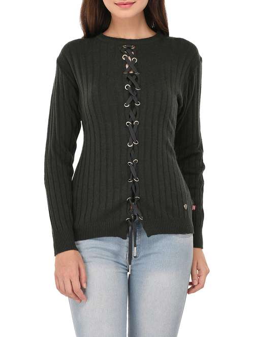 green woolen pullover