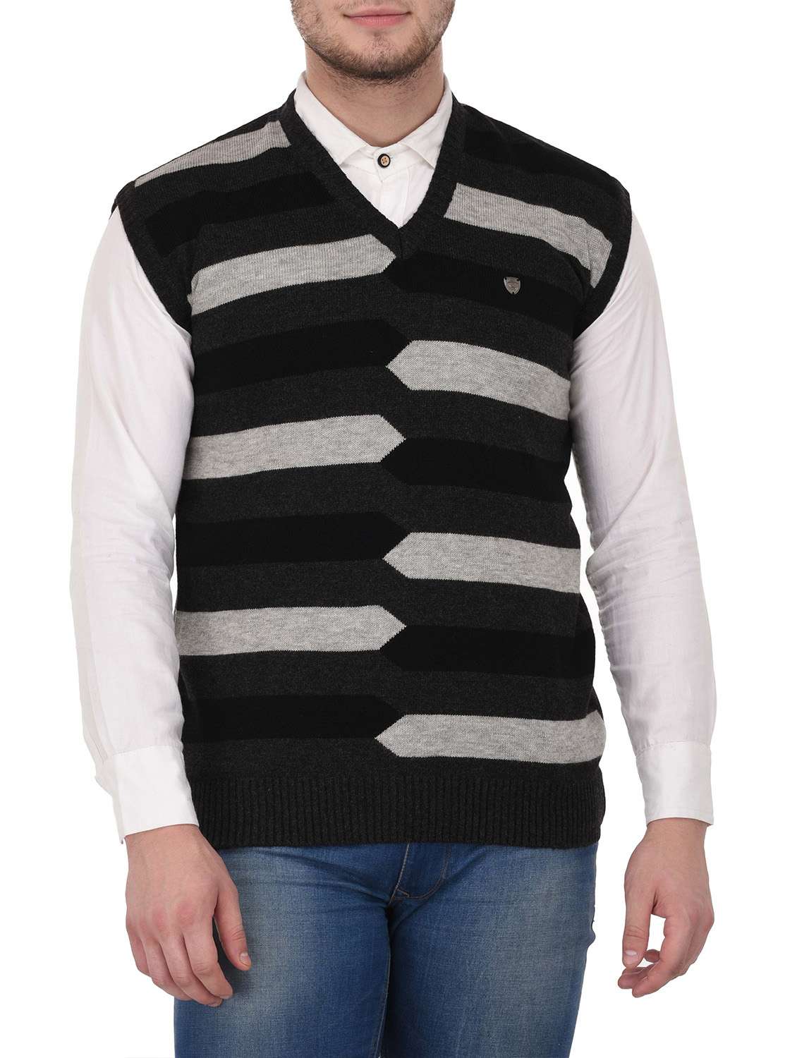 v neck self design pullover 