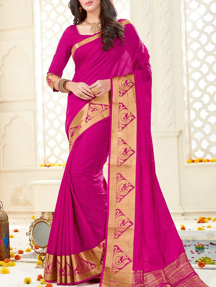 magenta silk bordered saree with blouse