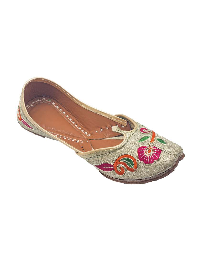 multi colored slip on jutis