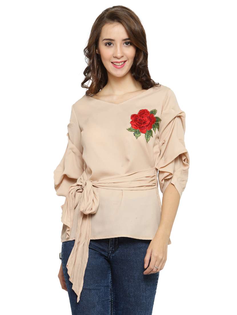 tie front floral patch top 