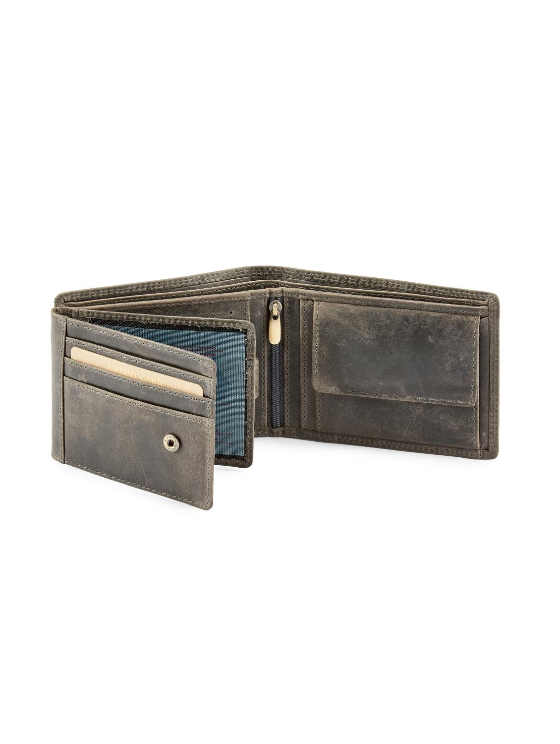 green leather wallet - 14675853 - Standard Image - 2