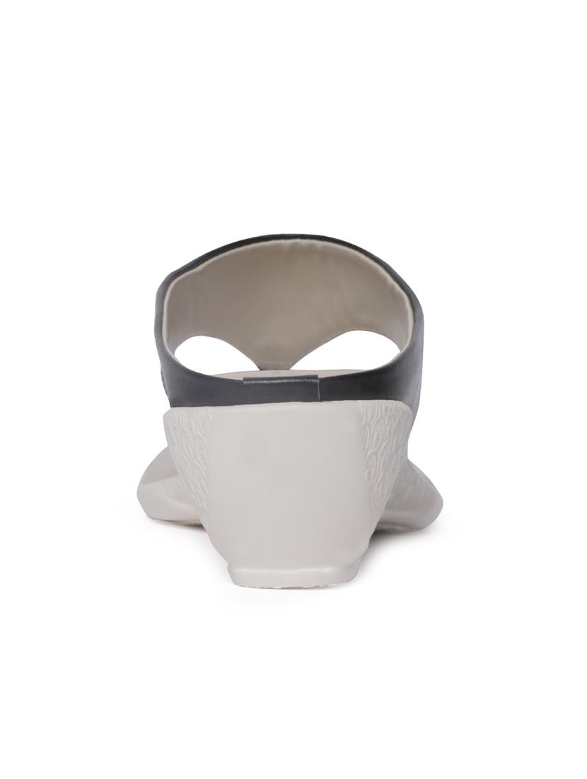 black toe separator wedge - 14732081 - Standard Image - 2
