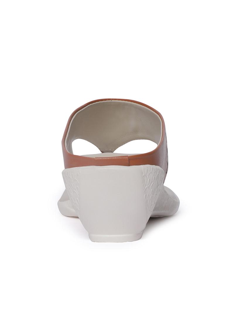 tan toe separator wedge - 14732115 - Standard Image - 2