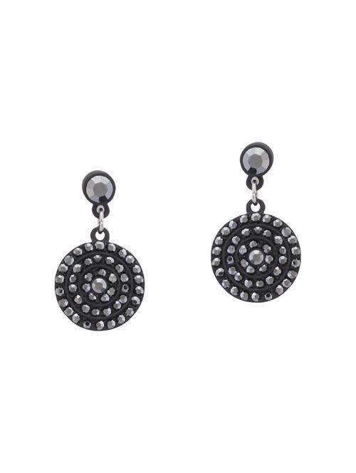 drop earrings - 14792241 -  Standard Image - 0