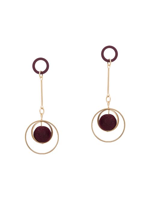 drop earrings - 14792251 -  Standard Image - 0