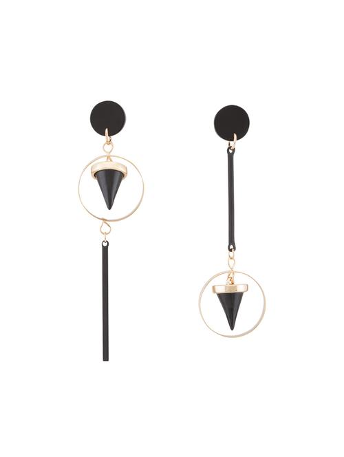 drop earrings - 14792252 -  Standard Image - 0