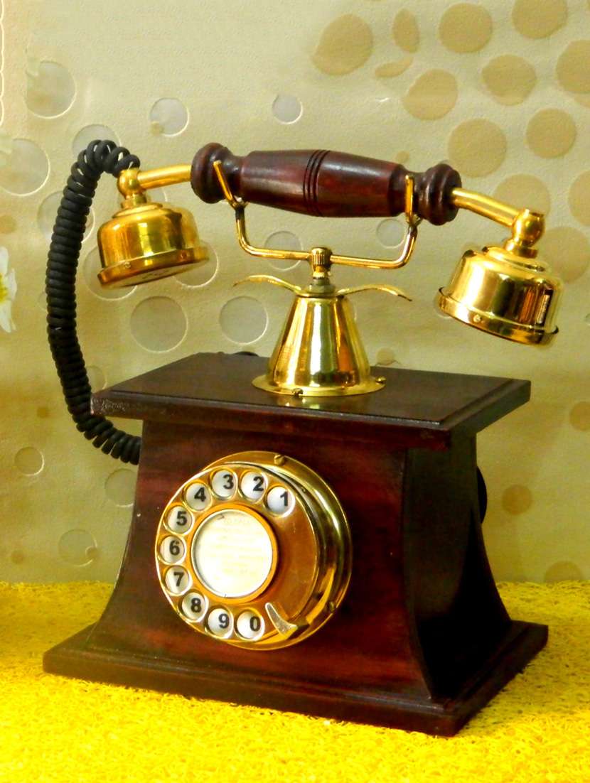 vintage working table top phone-teak hut