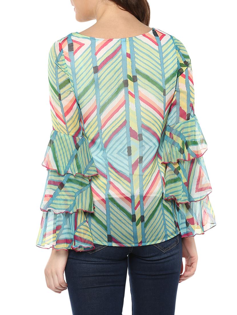 layered bell sleeved printed top - 14884816 - Standard Image - 2