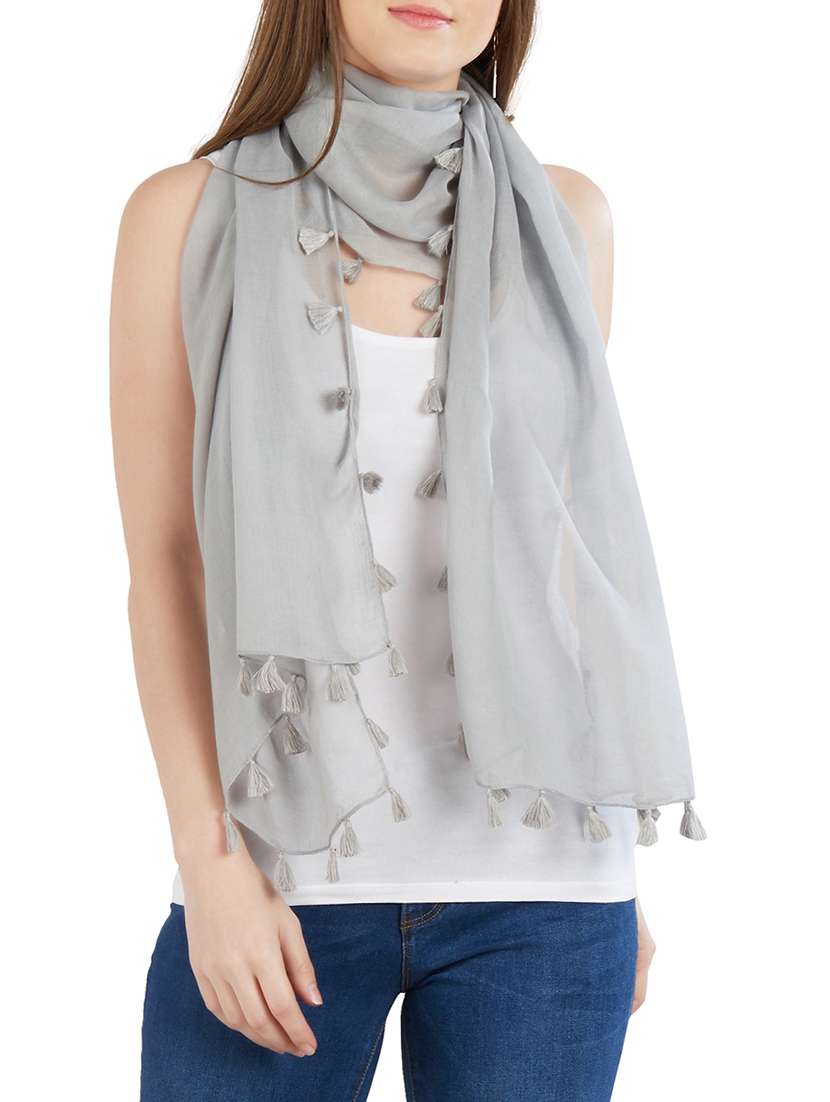 tassel detail solid stole