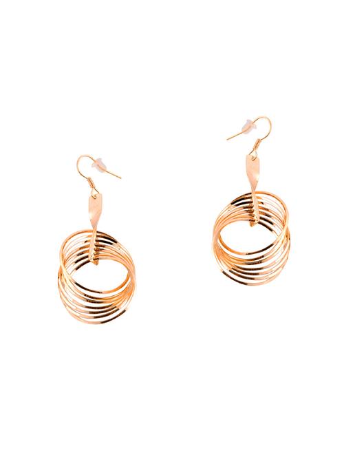 drop earrings - 14968441 -  Standard Image - 0