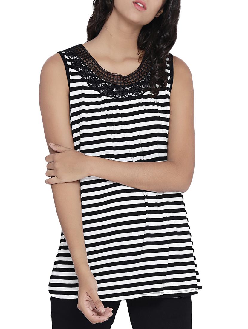 women's straight round neck top - 14987469 - Zoom Image - 0