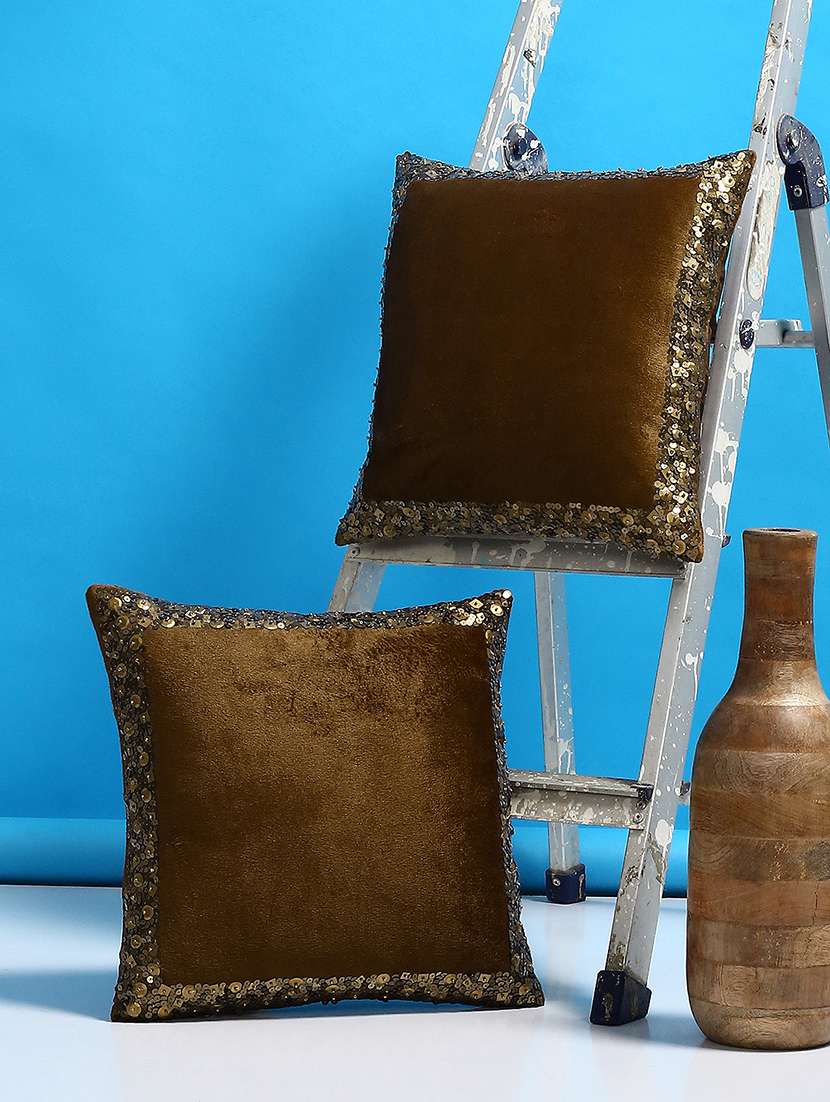 set of 2 embellished cushion covers
