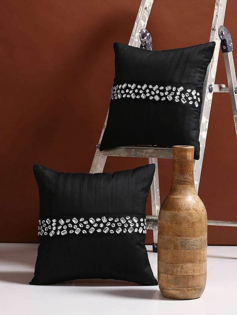 set of 2 embellished cushion covers