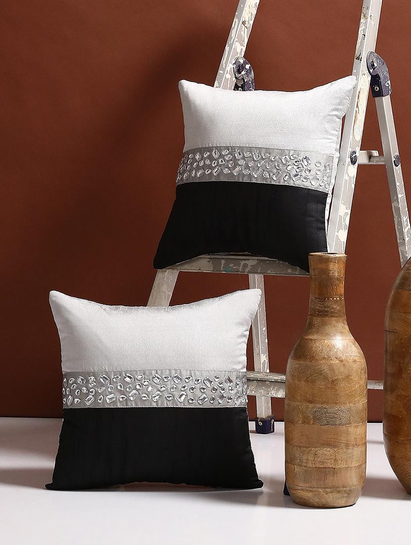 set of 2 embellished cushion covers