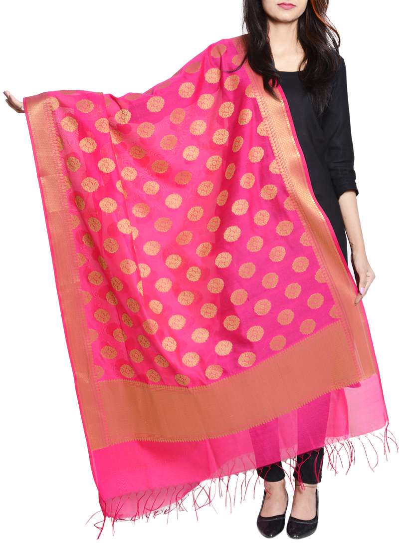 pink chanderi dupatta