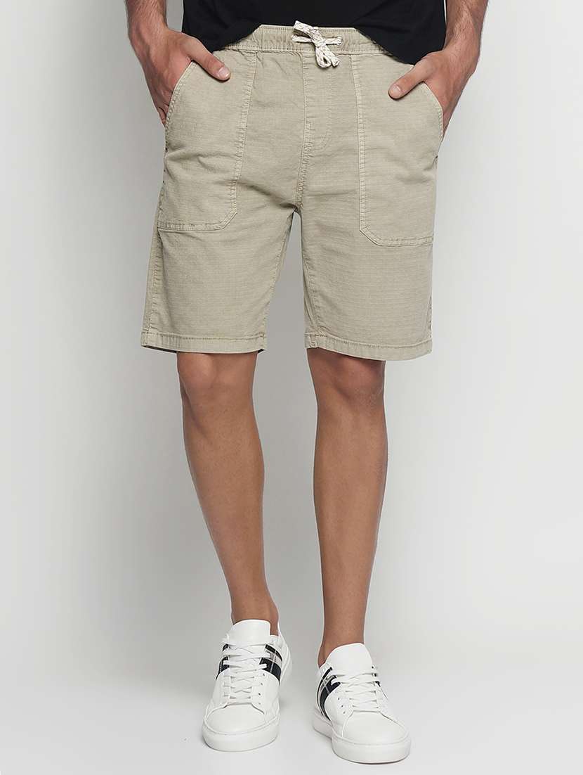 beige cotton shorts