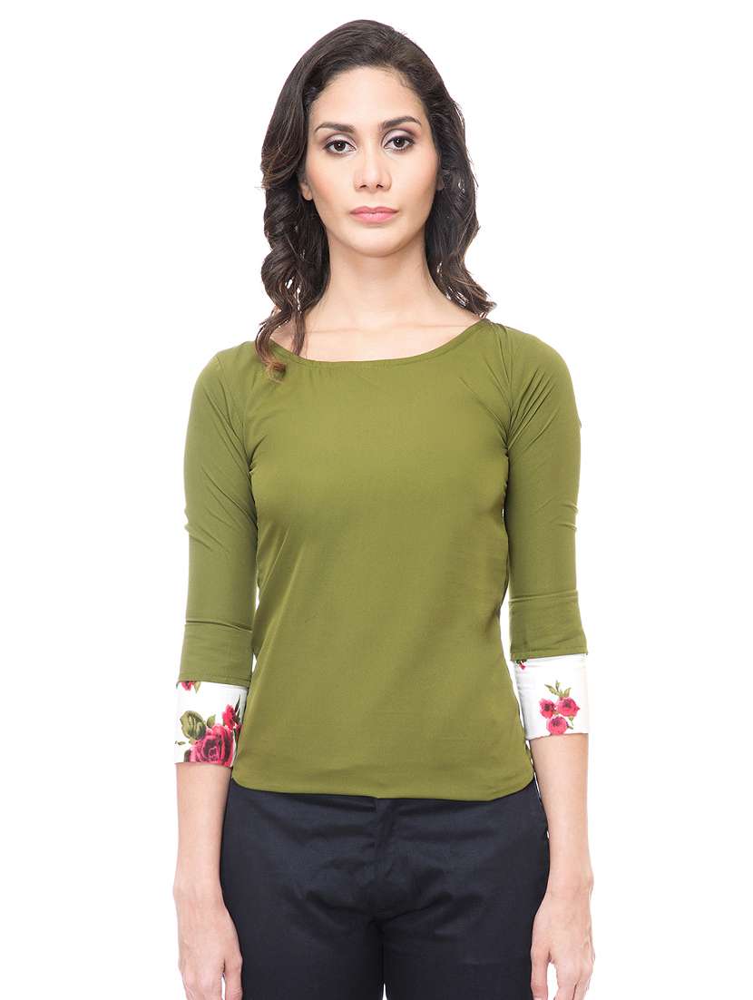 women's straight boat neck top