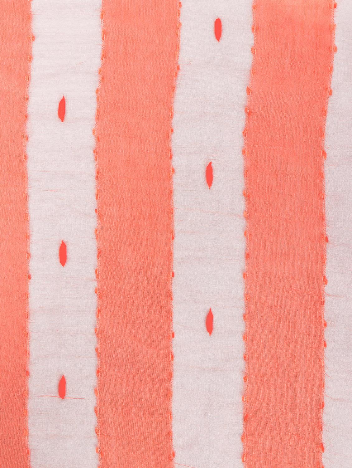 scarf with stripes - 15328344 - Standard Image - 2