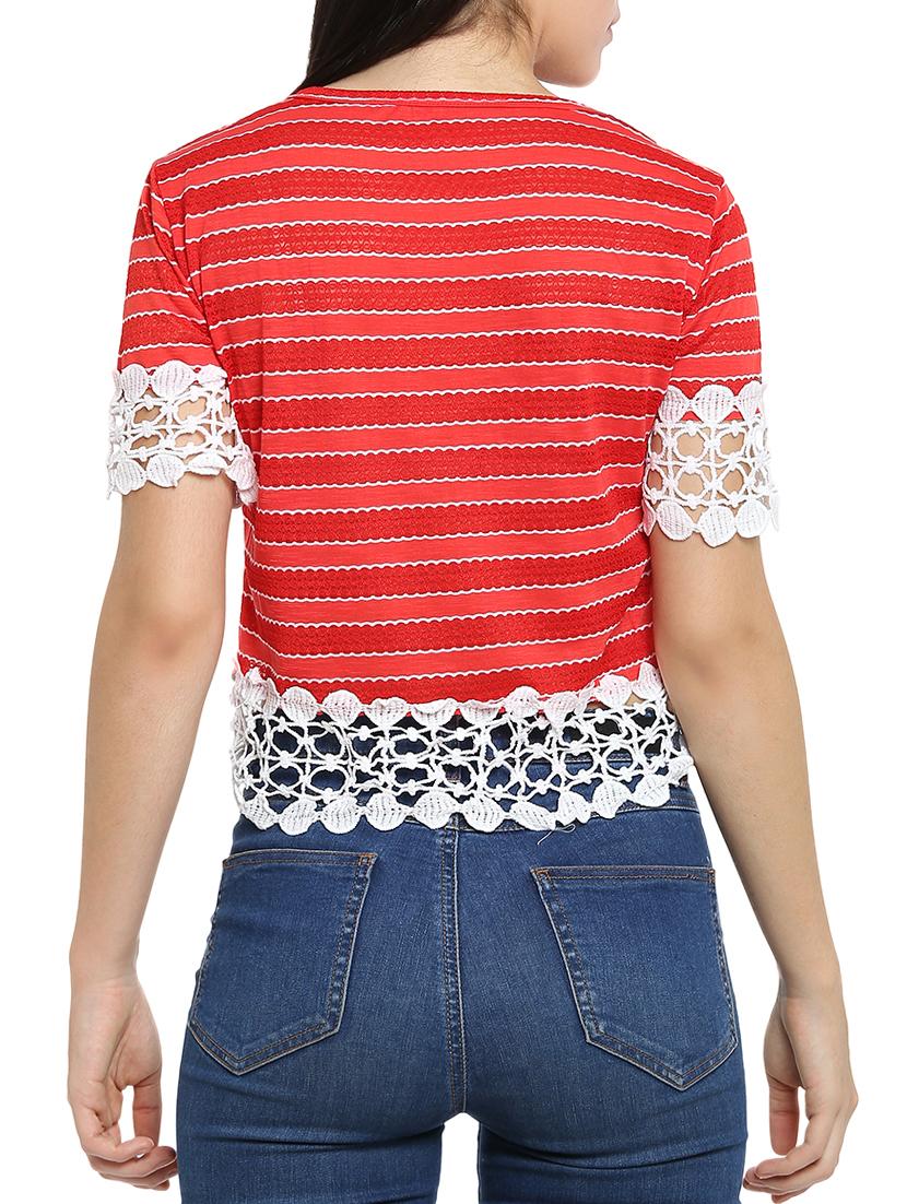 crochet detail graphic print top - 15336014 - Standard Image - 2
