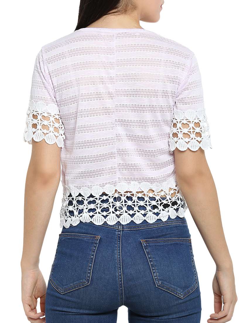crochet detail graphic print top - 15336024 - Standard Image - 2