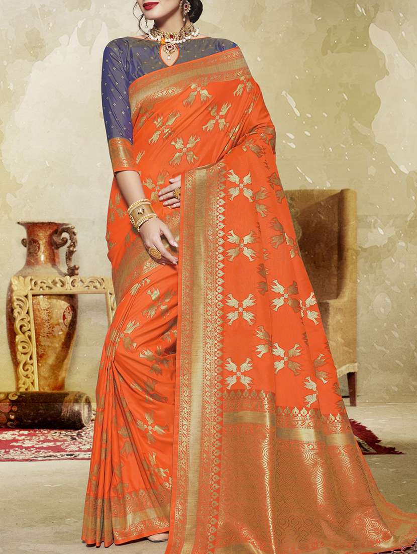 delicate golden border banarasi saree with blouse