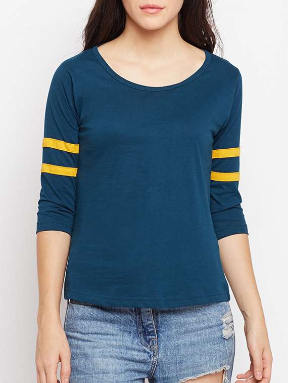 scoop neck striped sleeve tee