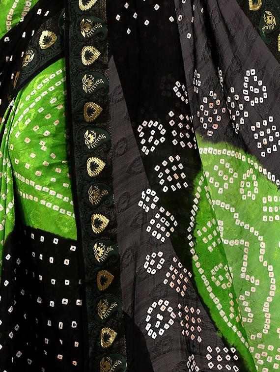dual shade bandhani saree with blouse - 15378391 - Standard Image - 2