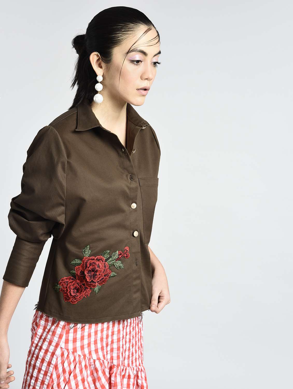 floral applique boxy fit shirt