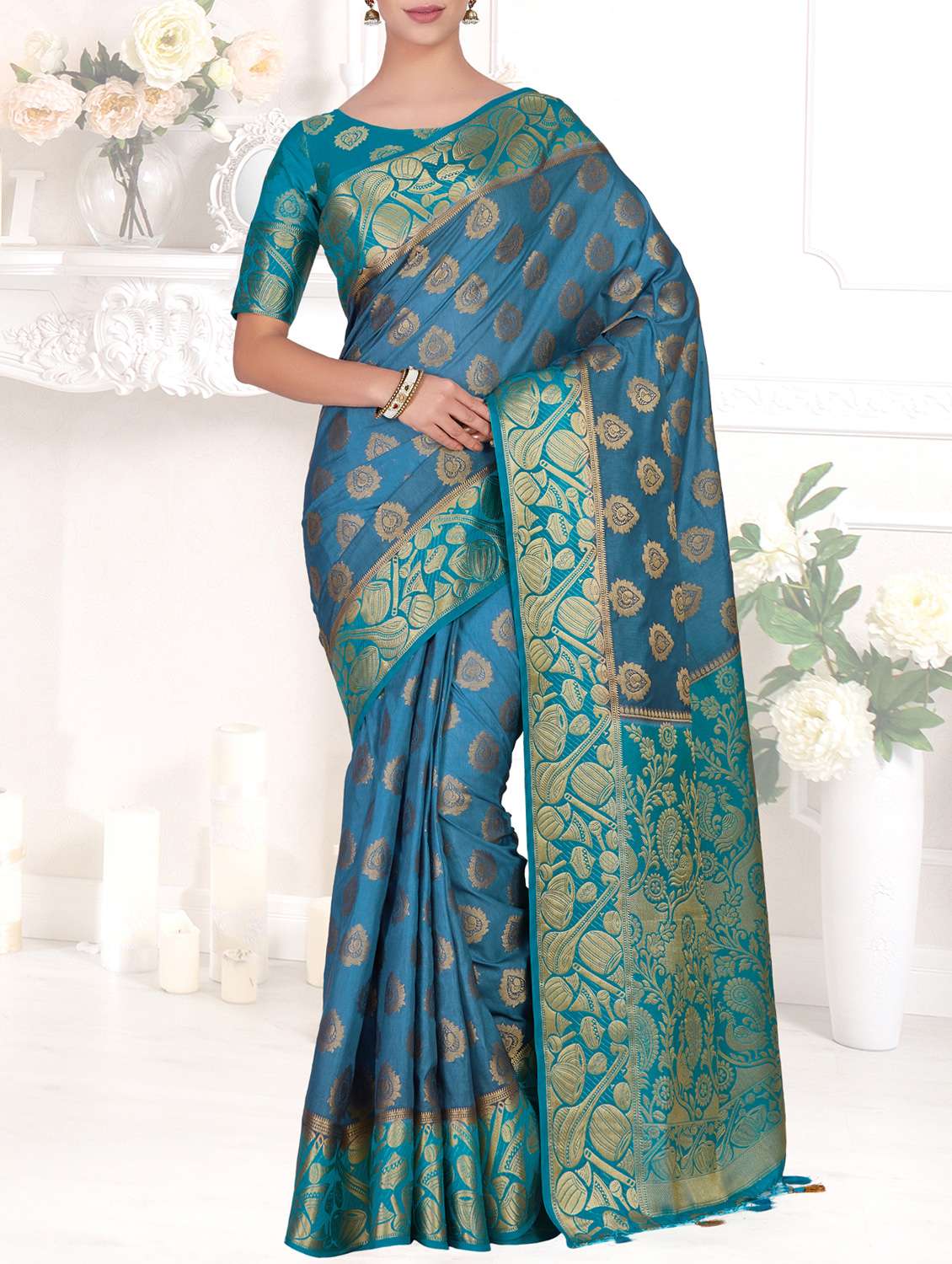 contrast border conversational kanjivaram saree