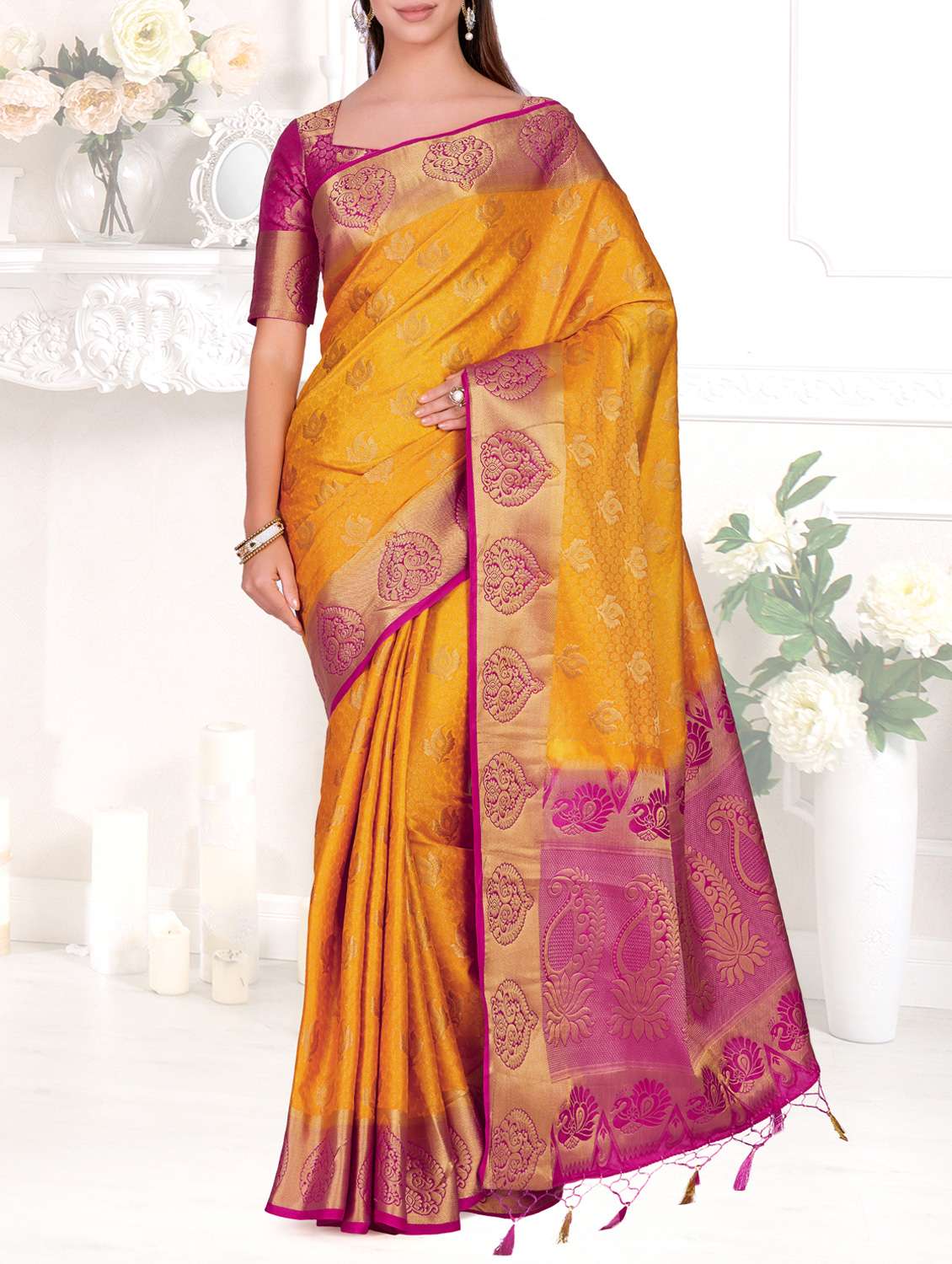 contrast border paisley kanjivaram saree
