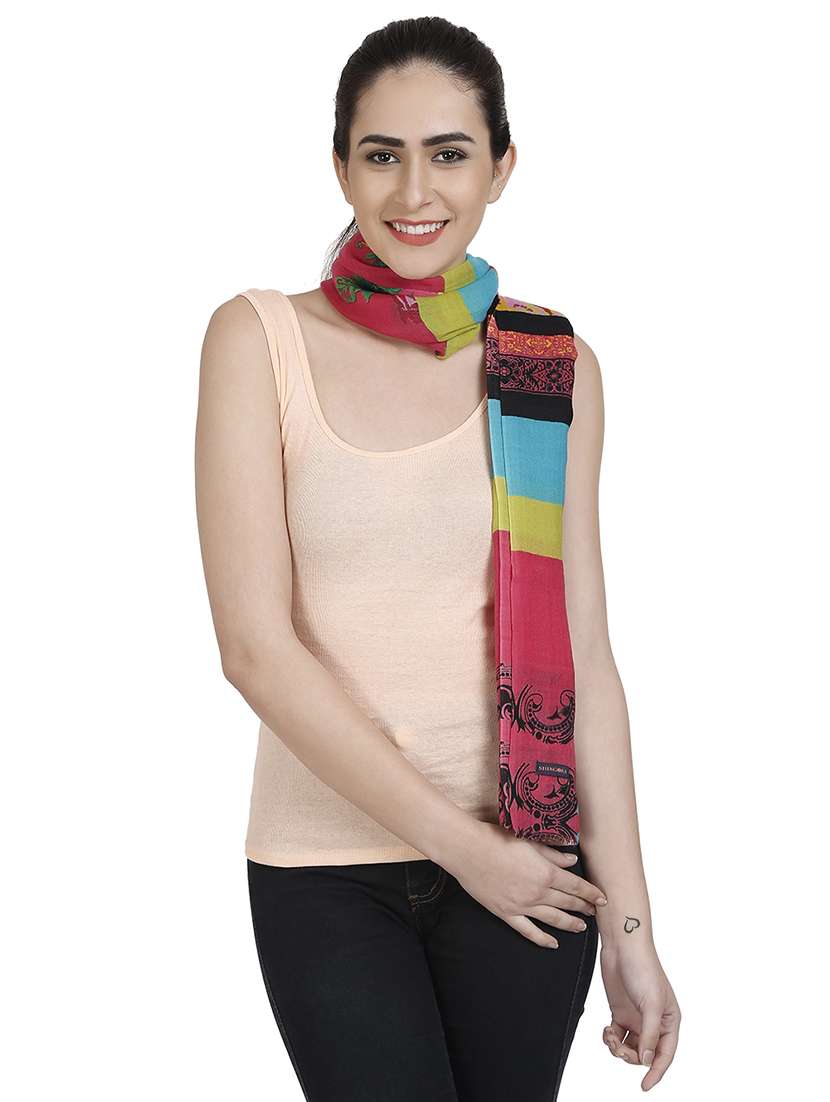 pink wool stole