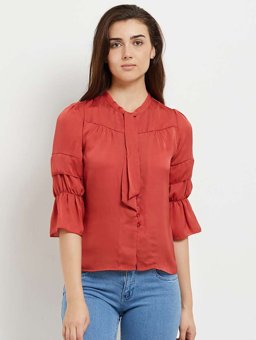 tie-up neck button detail top