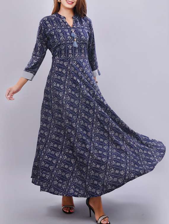 flared kurta with tassels