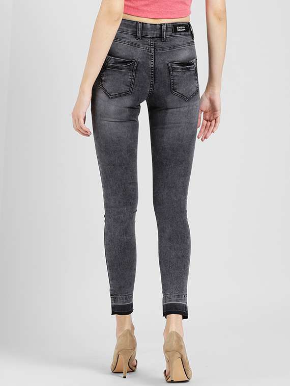 frayed hem patched jeans - 15560229 -  Standard Image - 2