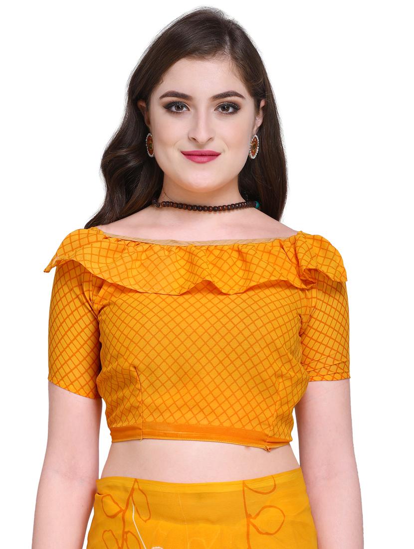 contrast bordered printed saree with blouse - 15589459 - Standard Image - 2