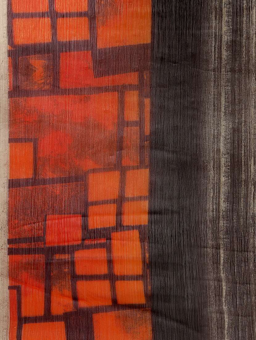 contrast bordered printed saree with blouse - 15589539 -  Standard Image - 2