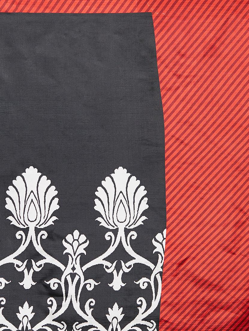 contrast bordered printed saree with blouse - 15589650 - Standard Image - 2