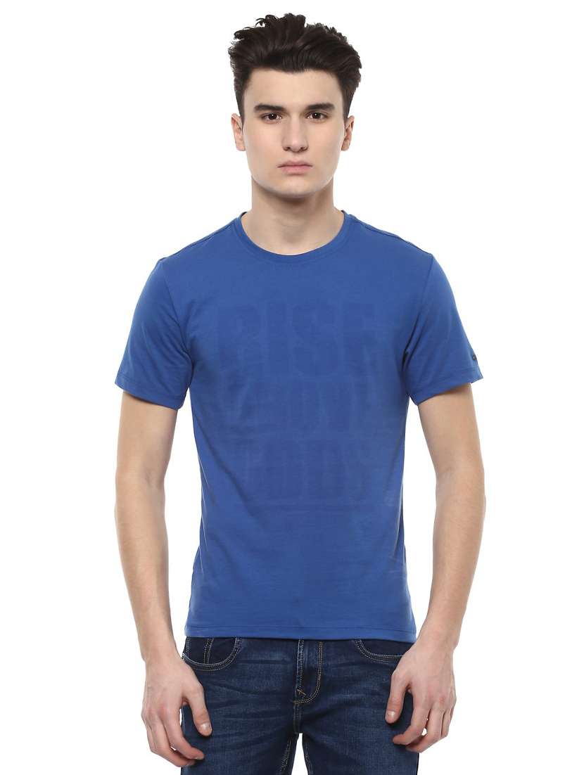 blue cotton blend chest print t-shirt