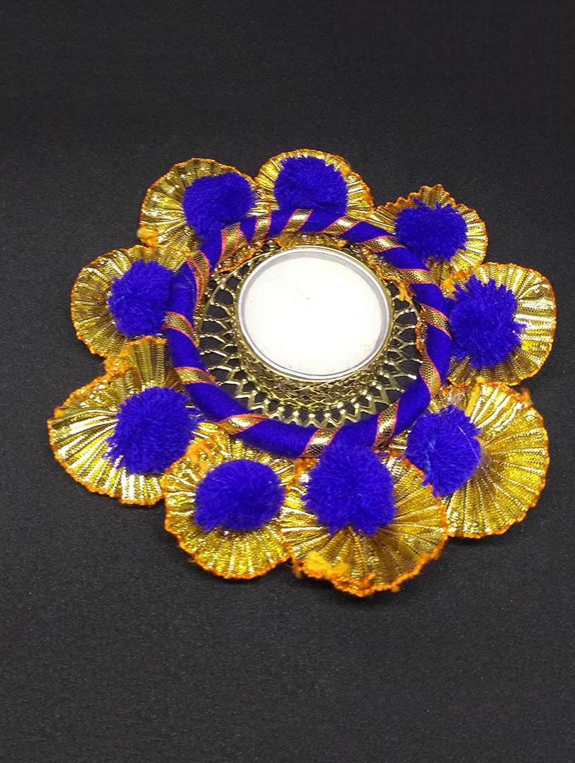 beautiful tea lights