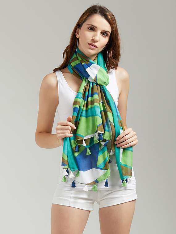 women's geometric print stole