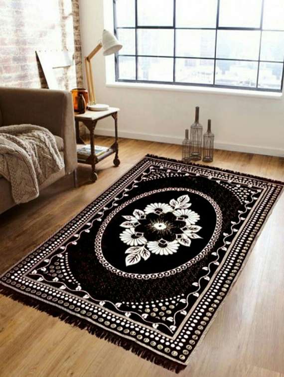 classic chennile carpets by homesense. size:5x7 feets