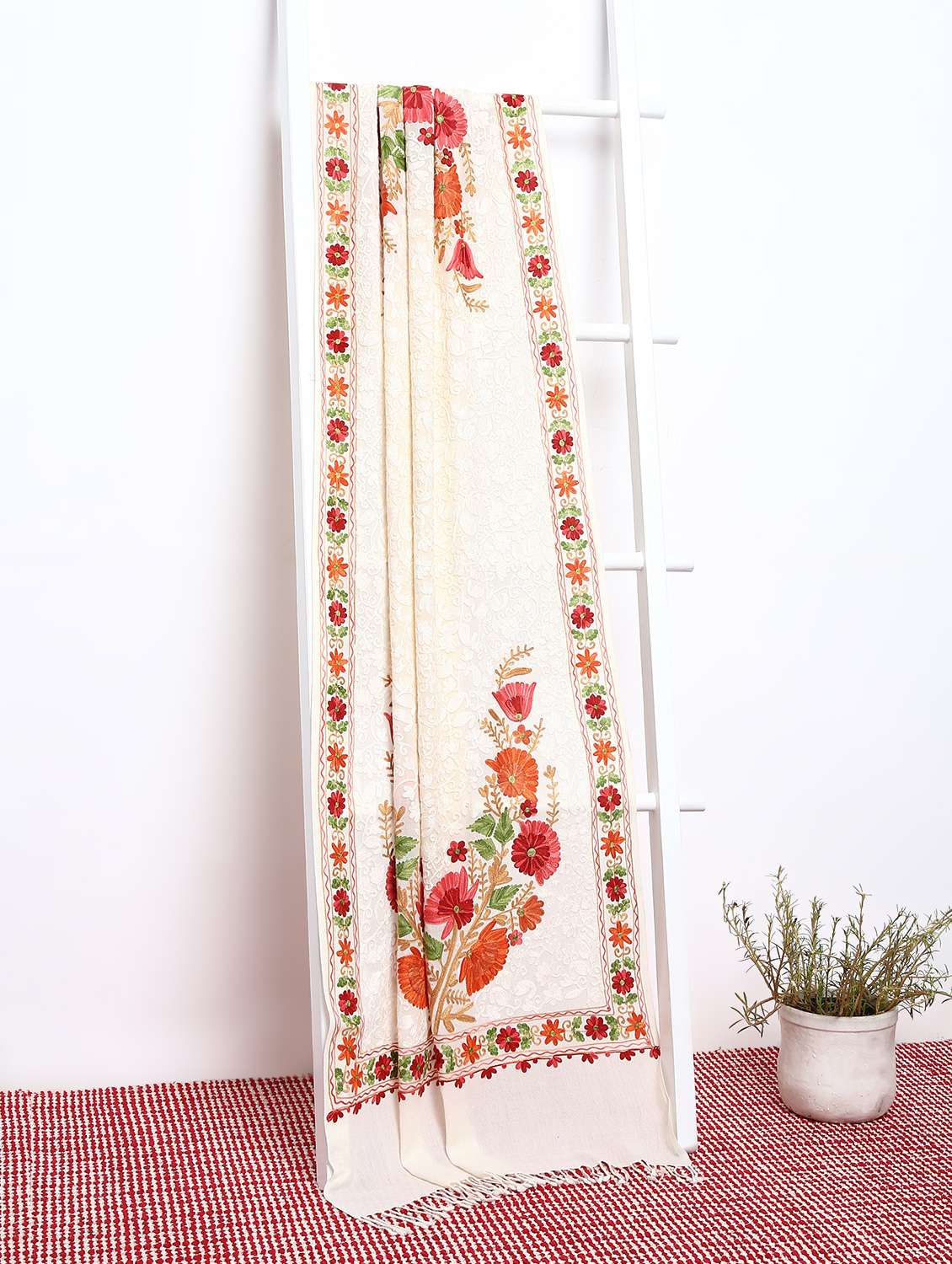 pashmina woollen shawl with floral embroidery - 15655308 - Zoom Image - 0